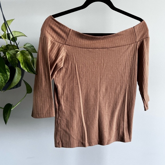 Tan Off the Shoulder Zara Blouse - Picture 3 of 3